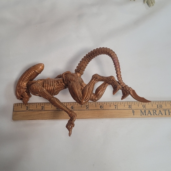 Aliens Xenomorph 7" Drone Xeno Fully Poseable Figure Lot - Picture 7 of 11